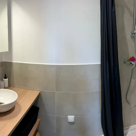 Penzion Dans Maison Bordelaise 7 Jours Minimum